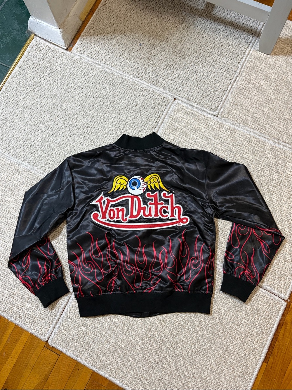 Von Dutch Satin Bomber Jacket Flying Eyeball Women M Baddie Y2K Biker Streetwear